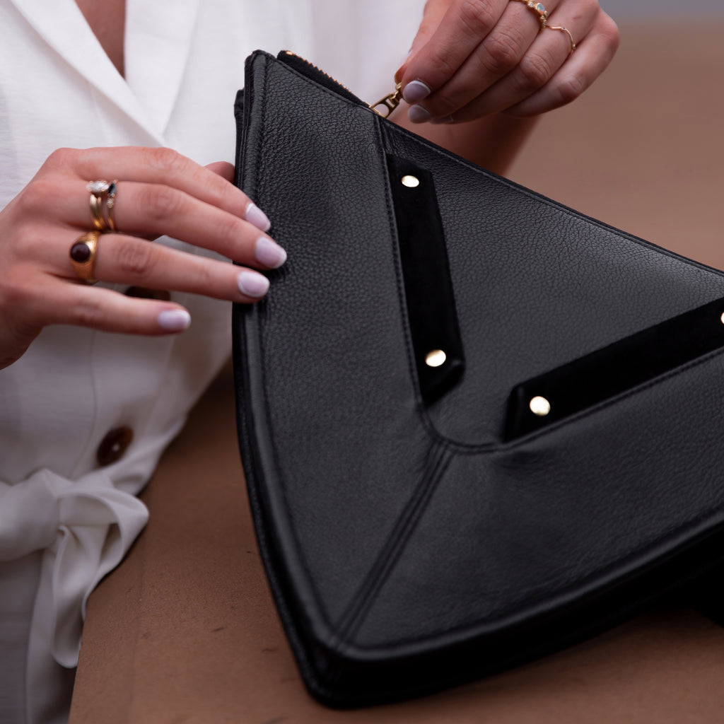 Triangulum Black Cross-Body / Clutch